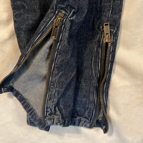 7 For All Mankind Women’s Blue Velvet Corduroy Cropped & Skinny Jeans Pants 32 - Picture 2 of 12